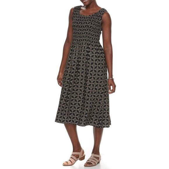 Croft & Barrow Black and Cream Smocked Sleeveless Midi Dress Size PXS - Picture 5 of 7